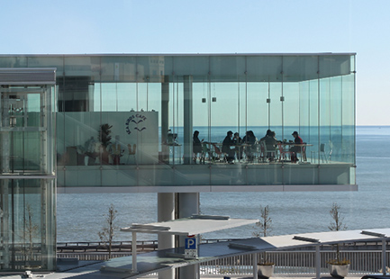 SEA BiRDS CAFÉ
